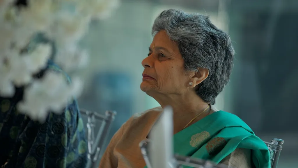 Why Do NRIs Want To Invest And Retire in India?